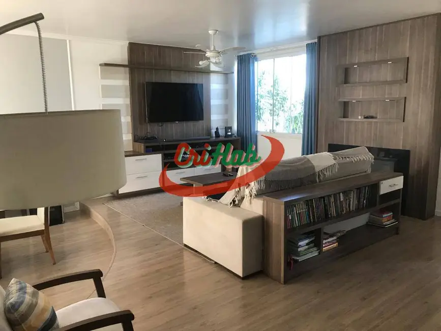 Foto 1 de Casa com 3 quartos à venda, 1240m2 em Areal, Pelotas - RS