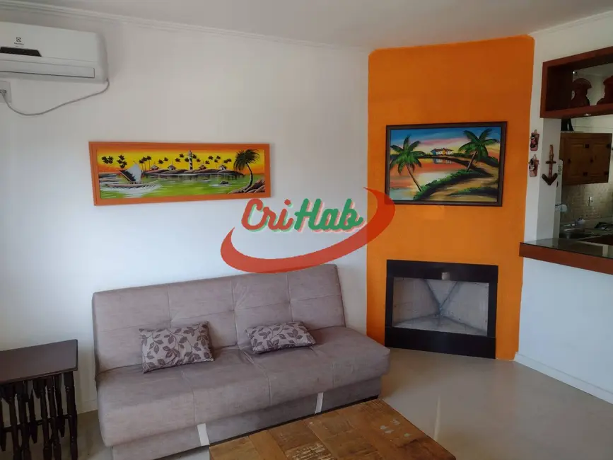 Foto 1 de Casa com 2 quartos à venda, 122m2 em Laranjal, Pelotas - RS