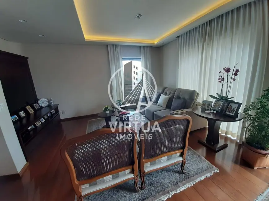 Apartamento com 3 quartos à venda, 276m2 em São Paulo - SP - imagem 2 Foto 2 de Apartamento com 3 quartos à venda, 276m2 em São Paulo - SP