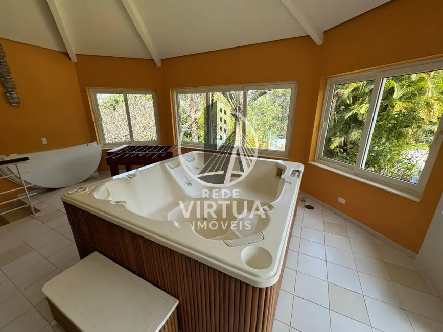 Foto 8 de Casa com 8 quartos à venda, 849m2 em Tanque, Atibaia - SP