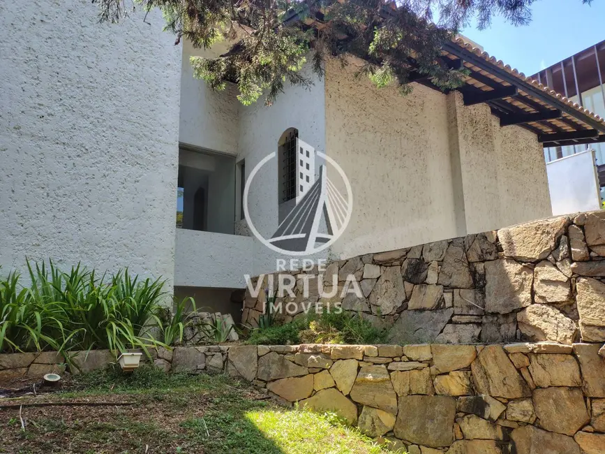 Foto 3 de Casa com 3 quartos para alugar, 411m2 em Jardim Guedala, São Paulo - SP