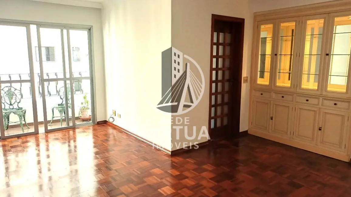 Foto 5 de Apartamento com 2 quartos à venda, 87m2 em Moema, São Paulo - SP