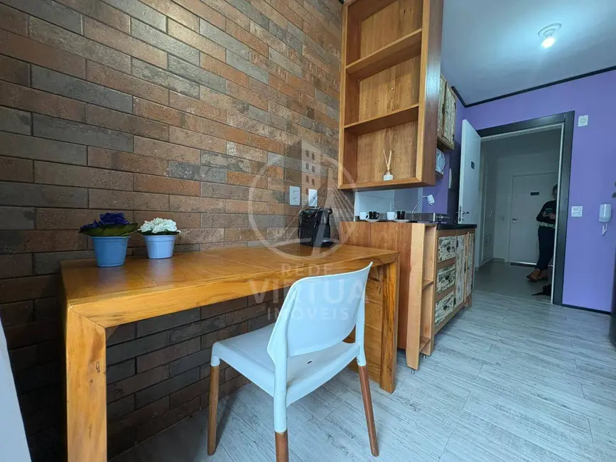 Foto 3 de Apartamento com 1 quarto para alugar, 25m2 em Pinheiros, São Paulo - SP
