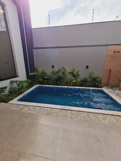 Foto 3 de Casa com 3 quartos à venda, 180m2 em Franca - SP