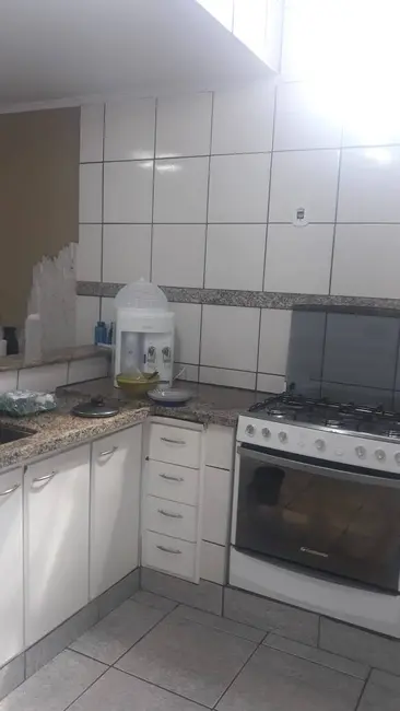 Casa com 2 quartos à venda em Franca - SP - imagem 9 Foto 9 de Casa com 2 quartos à venda em Franca - SP