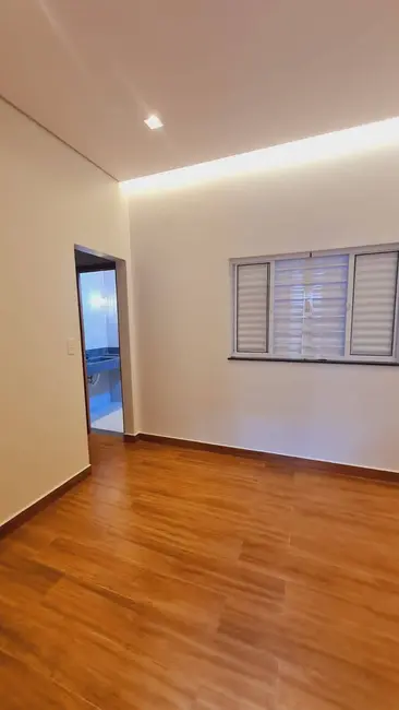 Foto 3 de Casa com 3 quartos à venda, 180m2 em Franca - SP