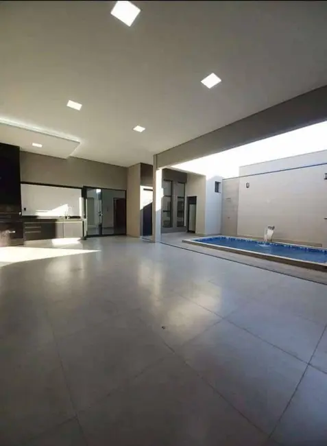 Foto 3 de Casa com 3 quartos à venda, 200m2 em Franca - SP