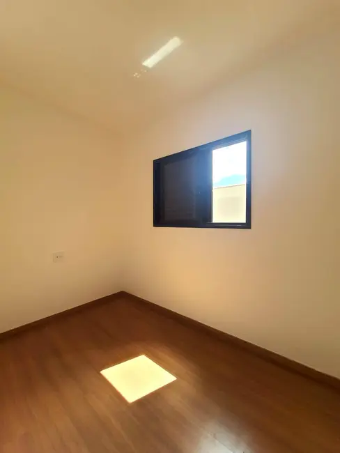 Foto 4 de Apartamento com 2 quartos à venda em Franca - SP