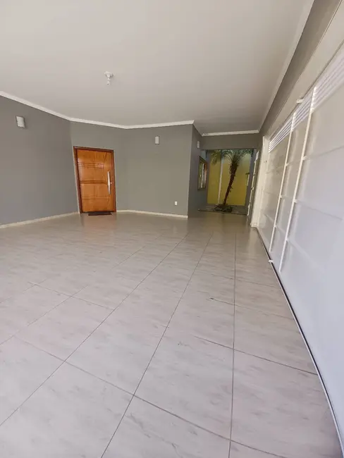 Foto 5 de Casa com 4 quartos à venda, 214m2 em Franca - SP