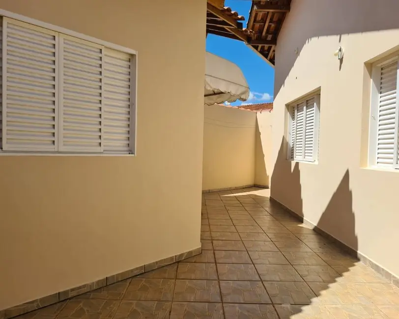 Foto 3 de Casa com 3 quartos à venda, 250m2 em Jardim Lima, Franca - SP