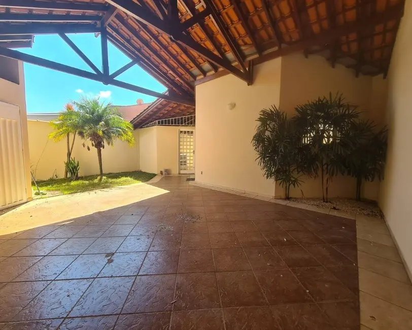 Foto 1 de Casa com 3 quartos à venda, 250m2 em Jardim Lima, Franca - SP