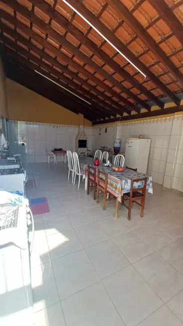 Foto 1 de Casa com 3 quartos à venda, 200m2 em Franca - SP