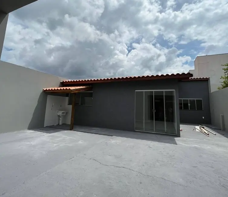 Foto 1 de Casa com 2 quartos à venda, 210m2 em Jardim Luiza, Franca - SP