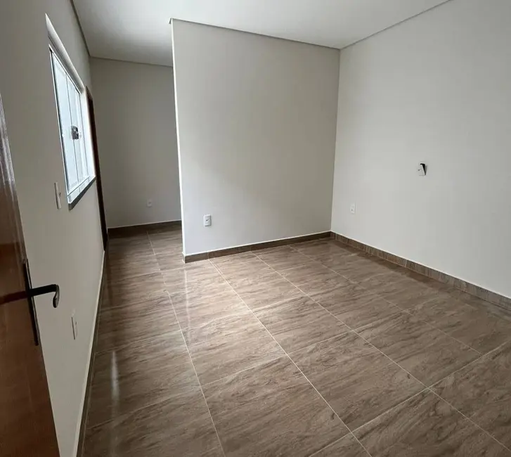 Foto 2 de Casa com 2 quartos à venda, 210m2 em Jardim Luiza, Franca - SP