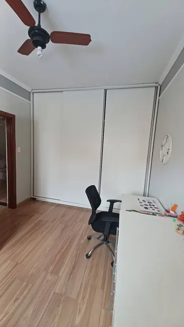 Foto 4 de Casa com 3 quartos à venda, 250m2 em Franca - SP