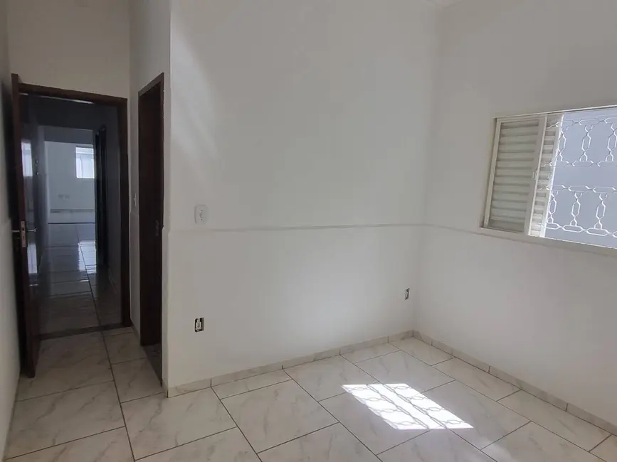 Foto 3 de Casa com 2 quartos à venda, 65m2 em Franca - SP