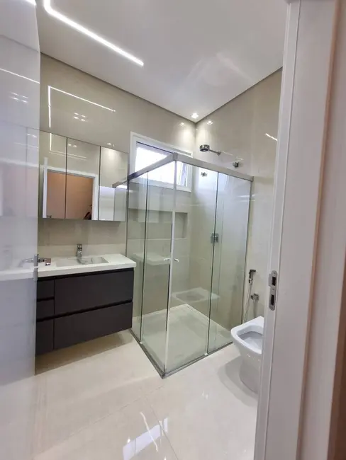 Foto 4 de Casa de Condomínio à venda, 187m2 em Franca - SP