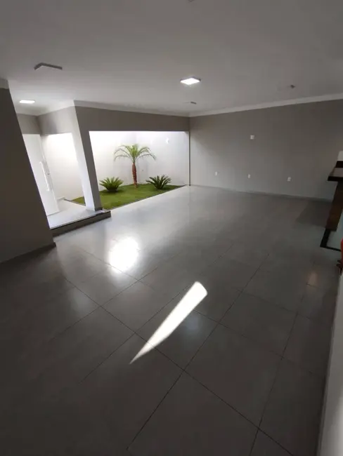 Foto 2 de Casa com 3 quartos à venda, 170m2 em Franca - SP