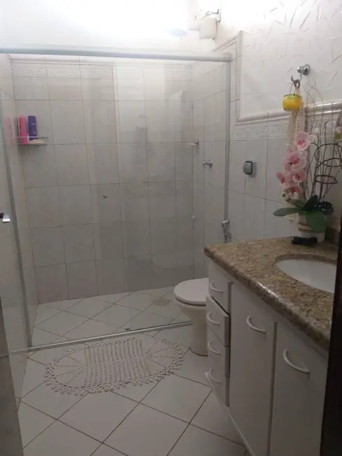 Foto 7 de Casa com 3 quartos à venda, 185m2 em Jardim Ângela Rosa, Franca - SP