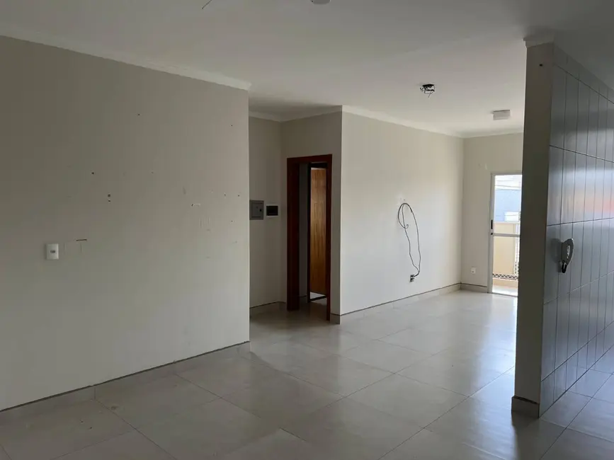 Foto 2 de Apartamento com 2 quartos à venda em Vila Totoli, Franca - SP