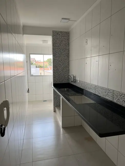 Foto 3 de Apartamento com 2 quartos à venda em Vila Totoli, Franca - SP