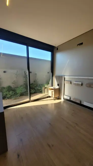 Foto 4 de Casa de Condomínio com 3 quartos à venda em Franca - SP