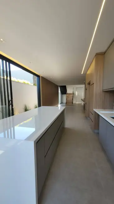 Foto 5 de Casa de Condomínio à venda, 206m2 em Franca - SP