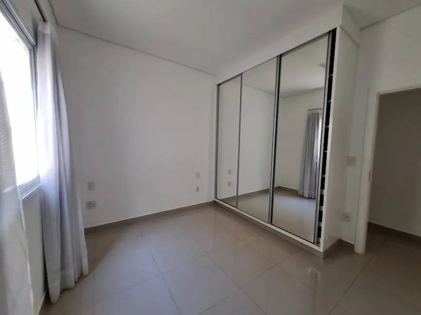 Foto 9 de Casa com 3 quartos à venda, 184m2 em Franca - SP