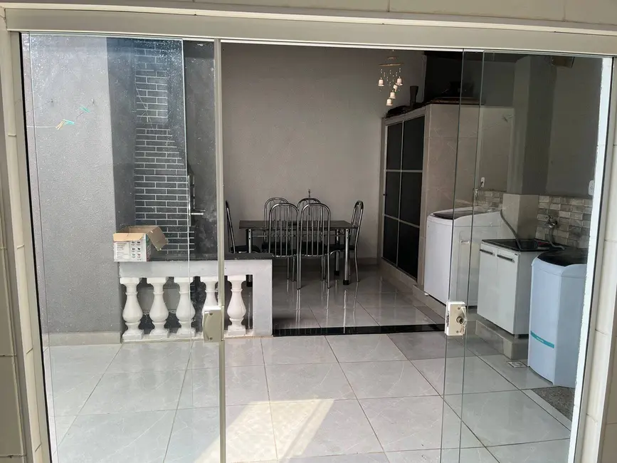 Foto 3 de Casa com 3 quartos à venda, 130m2 em Parque do Horto, Franca - SP