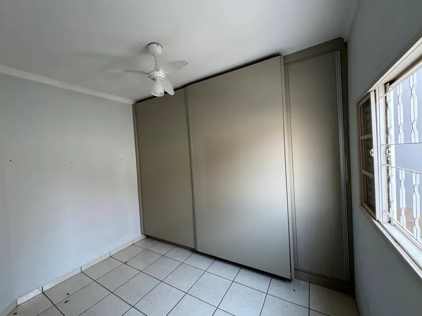 Foto 7 de Casa com 2 quartos à venda, 200m2 em Franca - SP