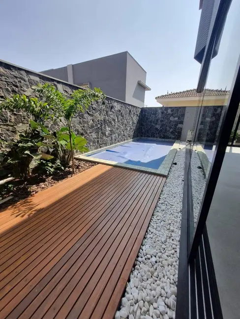 Foto 1 de Casa de Condomínio com 4 quartos à venda em Franca - SP