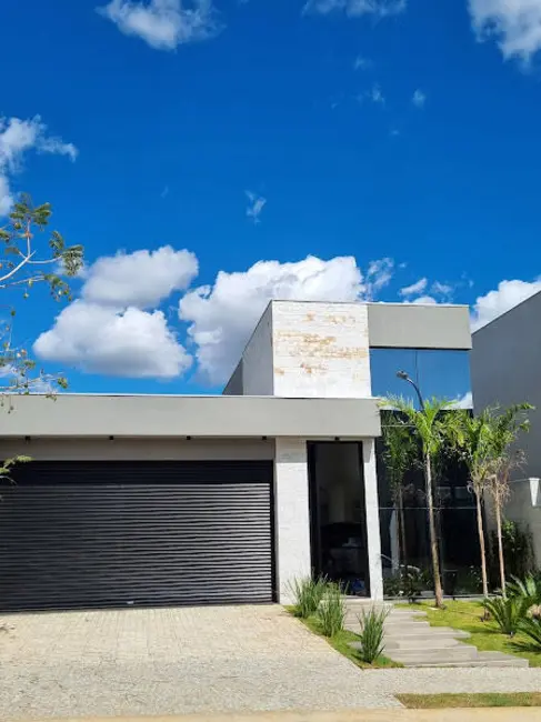 Foto 1 de Casa de Condomínio com 3 quartos à venda em Franca - SP