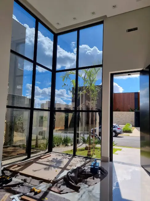 Foto 3 de Casa de Condomínio com 3 quartos à venda em Franca - SP