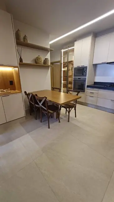 Apartamento com 4 quartos à venda, 313m2 em Jardim Lima, Franca - SP - imagem 4 Foto 4 de Apartamento com 4 quartos à venda, 313m2 em Jardim Lima, Franca - SP