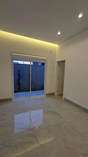 Foto 2 de Casa de Condomínio com 3 quartos à venda, 182m2 em Villa Toscana, Franca - SP