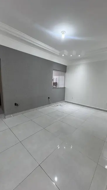 Foto 2 de Casa com 2 quartos à venda, 125m2 em Franca - SP