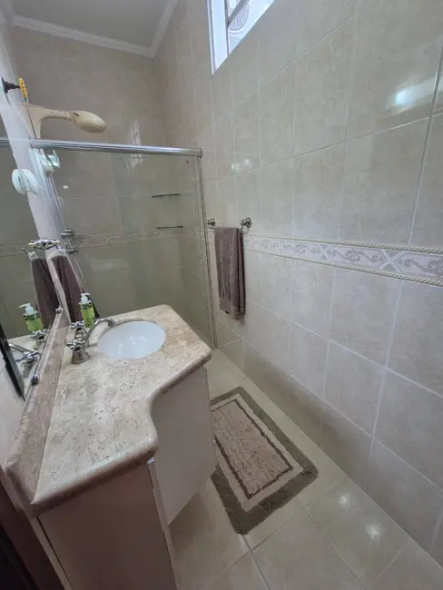 Foto 4 de Casa com 3 quartos à venda, 201m2 em Franca - SP