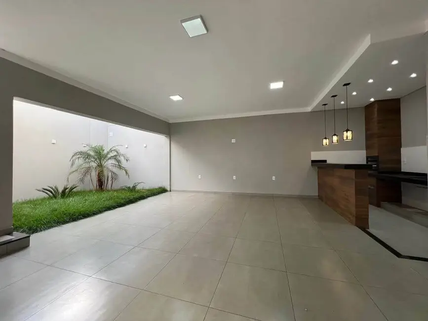 Foto 1 de Casa com 3 quartos à venda, 170m2 em Jardim Ângela Rosa, Franca - SP