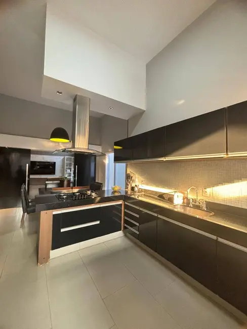 Foto 5 de Casa com 3 quartos à venda, 250m2 em Jardim Piratininga, Franca - SP