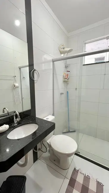 Foto 3 de Apartamento com 2 quartos à venda em Franca - SP