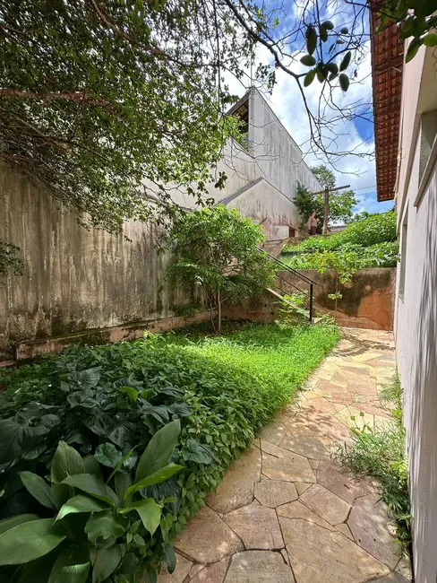 Foto 3 de Casa à venda, 345m2 em São José, Franca - SP