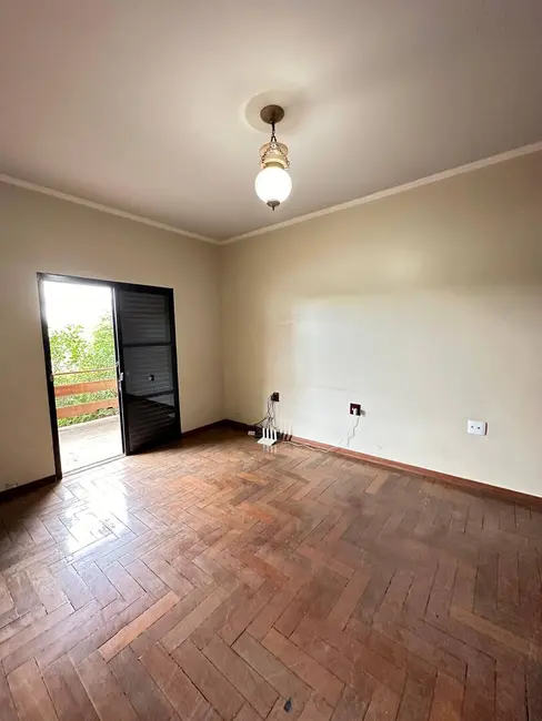 Foto 8 de Casa à venda, 345m2 em São José, Franca - SP