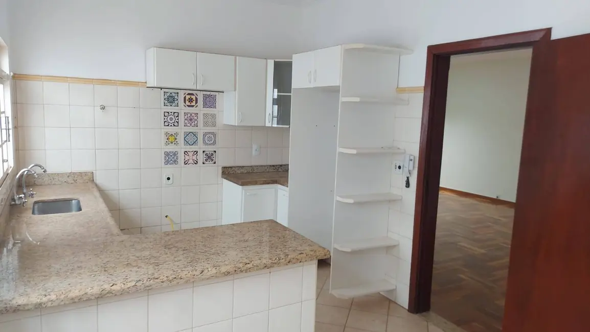 Foto 10 de Casa à venda, 250m2 em Jardim Ângela Rosa, Franca - SP