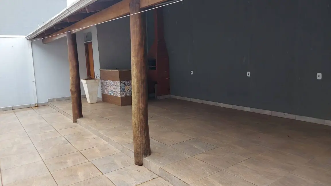 Foto 5 de Casa à venda, 250m2 em Jardim Ângela Rosa, Franca - SP