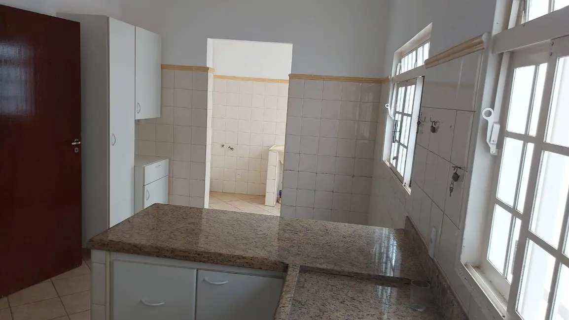 Foto 6 de Casa à venda, 250m2 em Jardim Ângela Rosa, Franca - SP