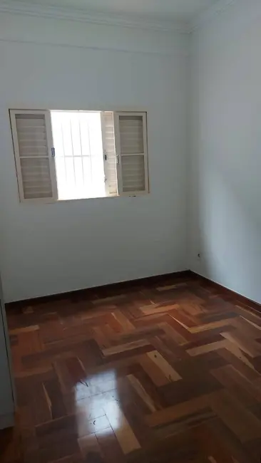 Foto 12 de Casa à venda, 250m2 em Jardim Ângela Rosa, Franca - SP