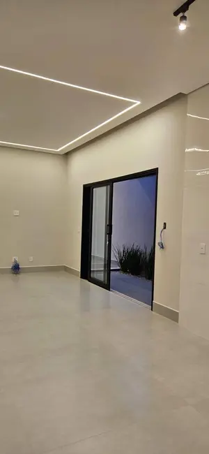 Foto 6 de Casa à venda, 250m2 em São José, Franca - SP