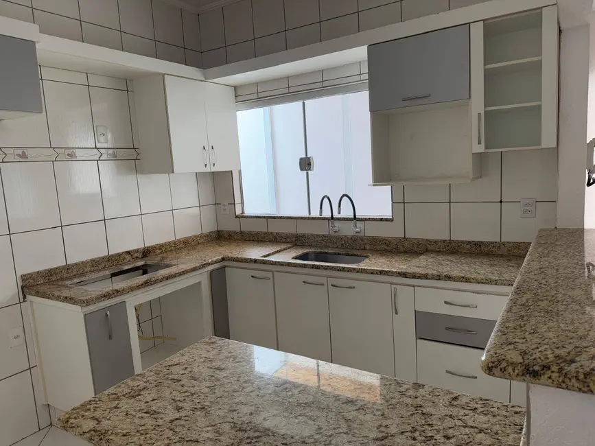 Foto 2 de Casa com 2 quartos à venda em Franca - SP