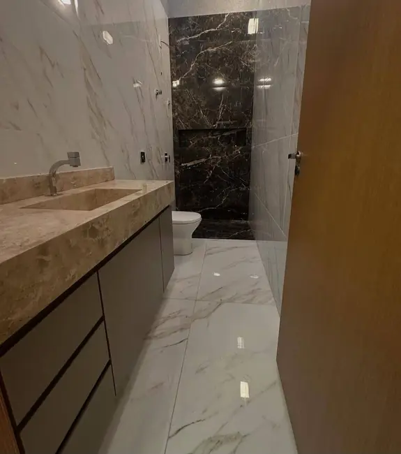 Foto 6 de Casa com 3 quartos à venda, 200m2 em Franca - SP