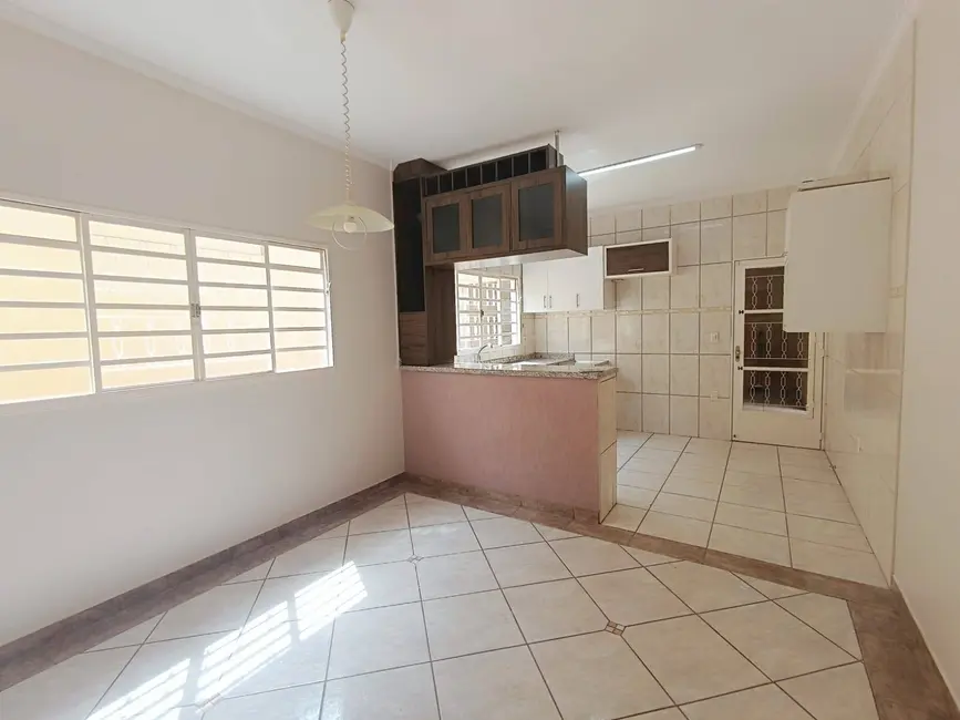 Foto 1 de Casa com 3 quartos à venda, 200m2 em Franca - SP